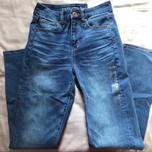 American Eagle Curvy Jeans